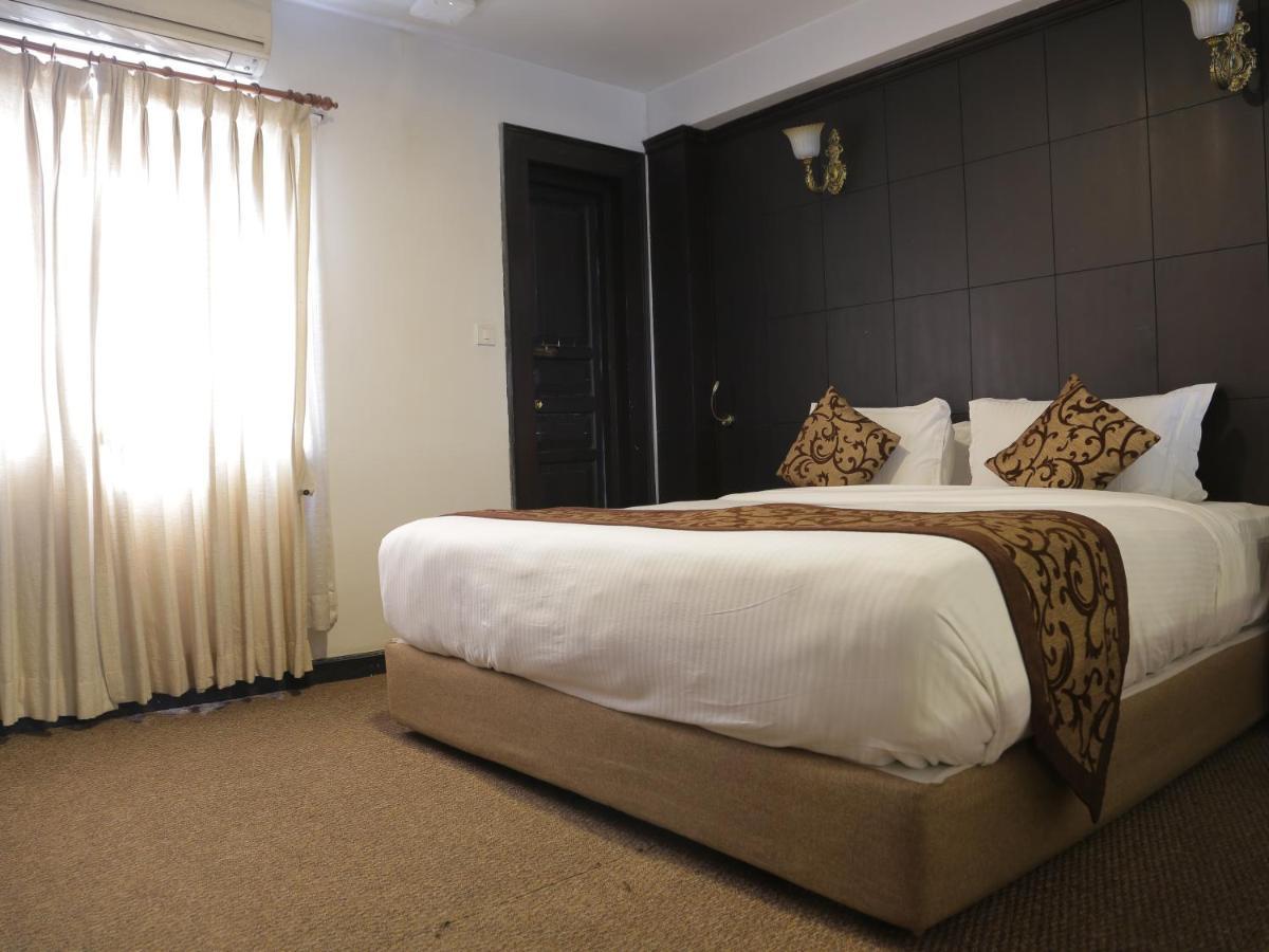 Maya Manor Boutique Hotel By Kgh Group Kathmandu Bagian luar foto