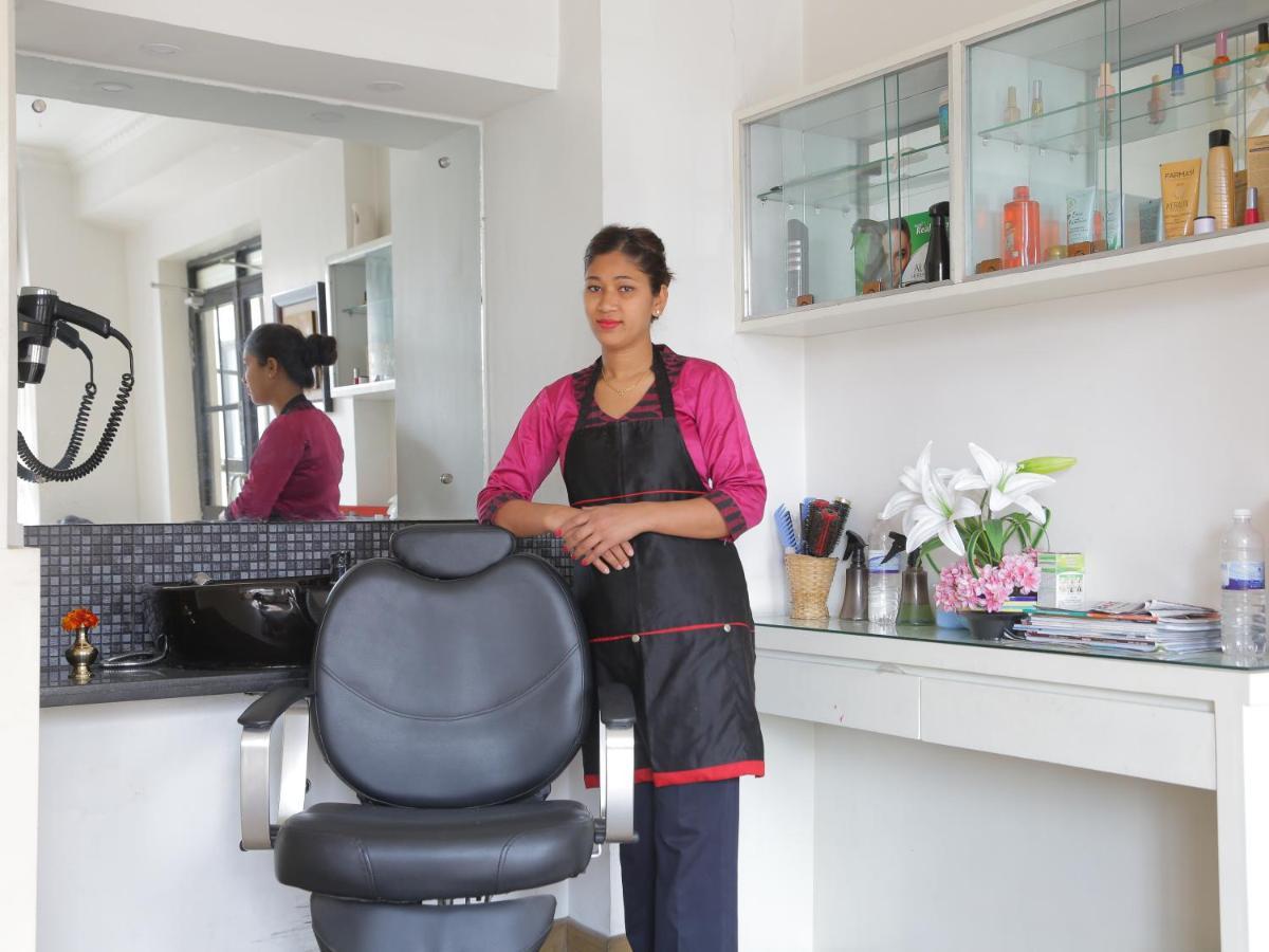 Maya Manor Boutique Hotel By Kgh Group Kathmandu Bagian luar foto