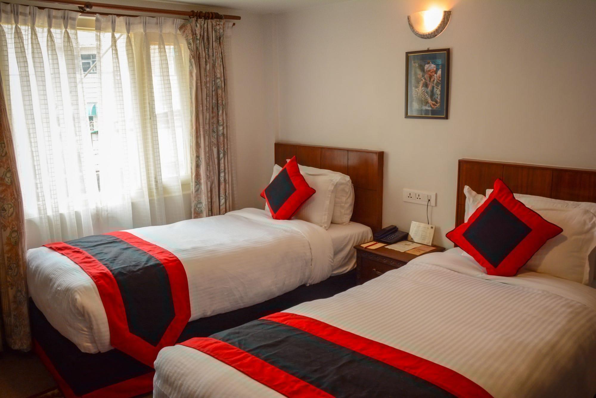 Maya Manor Boutique Hotel By Kgh Group Kathmandu Bagian luar foto