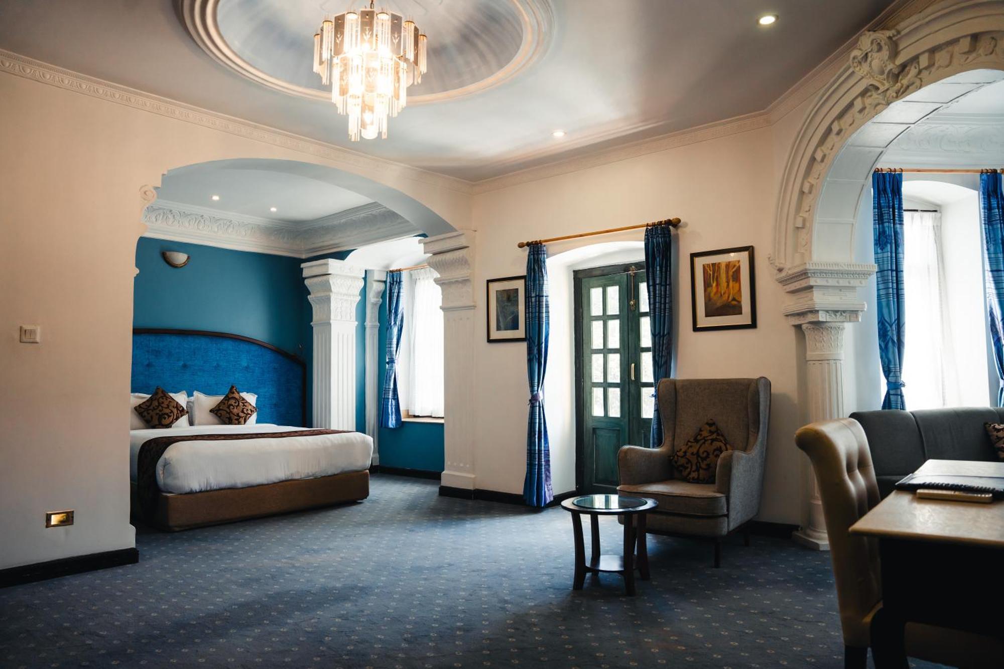 Maya Manor Boutique Hotel By Kgh Group Kathmandu Bagian luar foto
