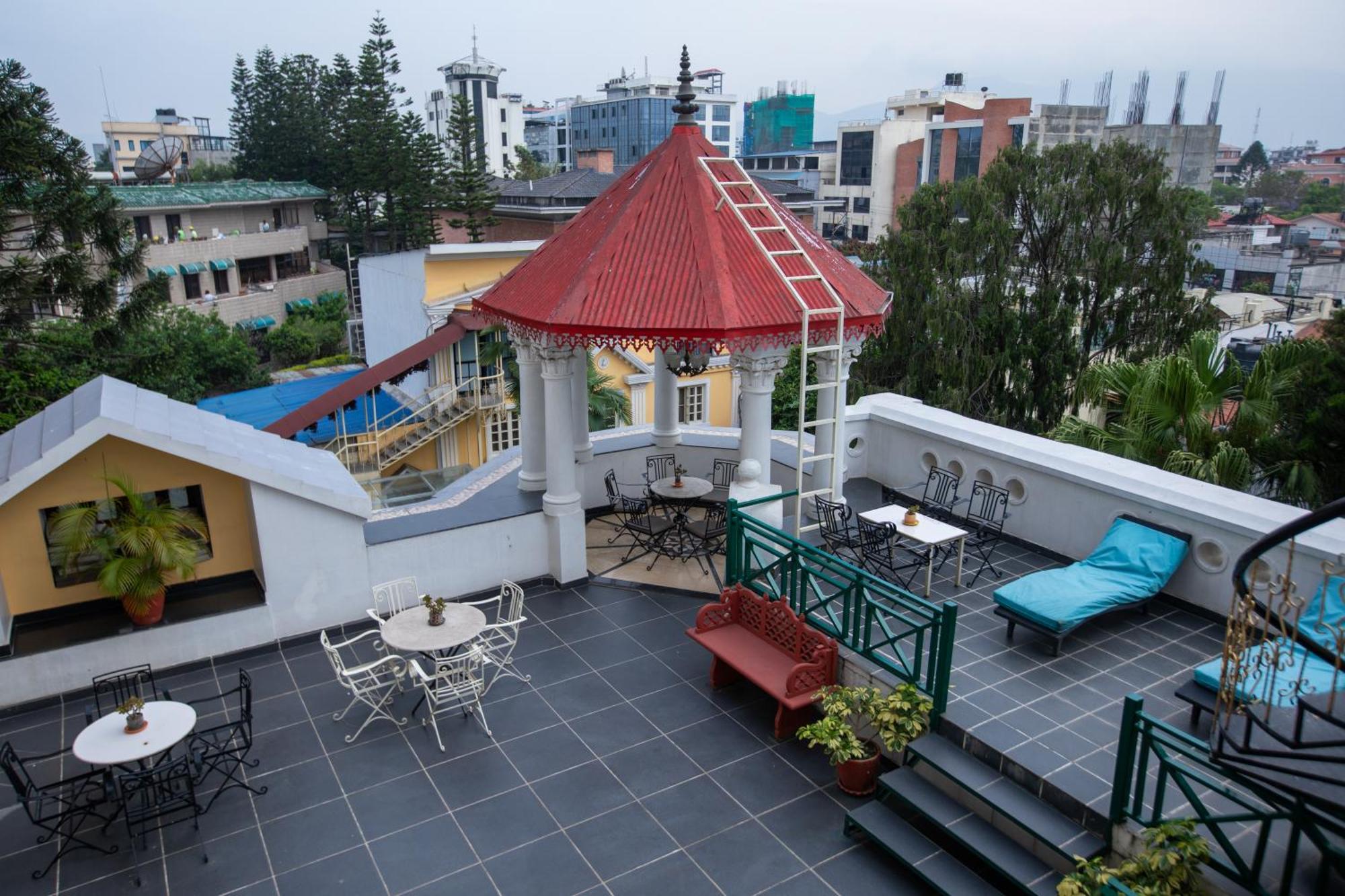 Maya Manor Boutique Hotel By Kgh Group Kathmandu Bagian luar foto
