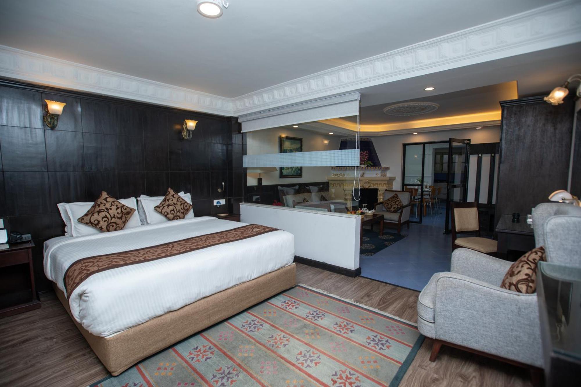 Maya Manor Boutique Hotel By Kgh Group Kathmandu Bagian luar foto